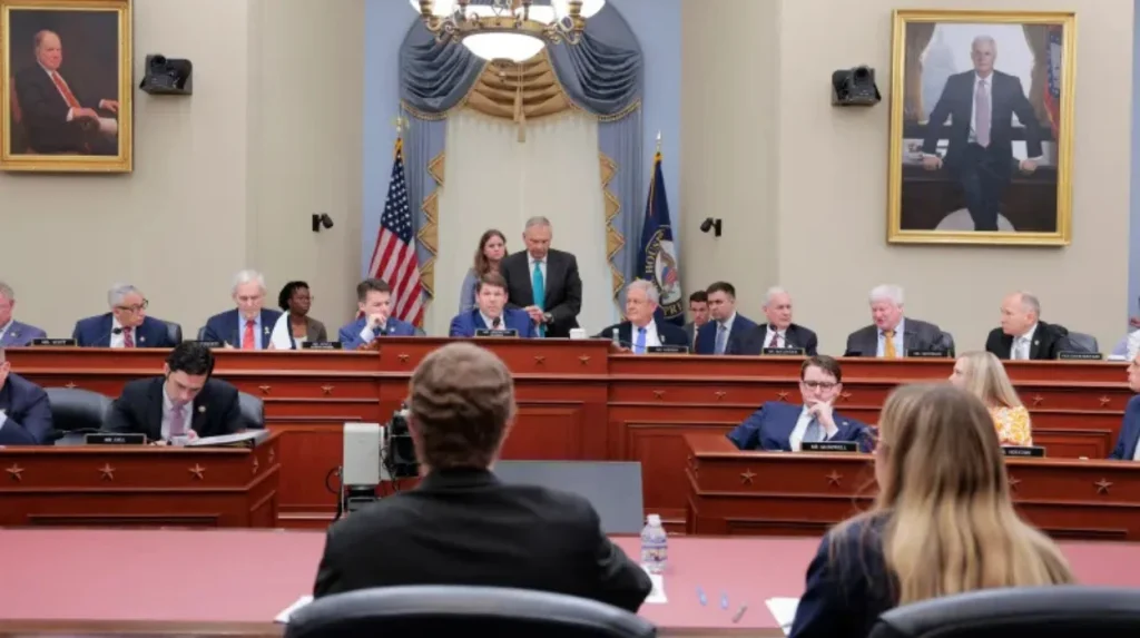 Trump’s tax bill clears key committee, moves forward in congress