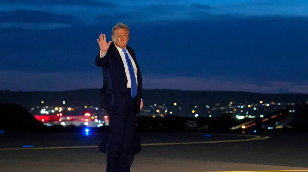 In unusual move, Trump leaves G7 to confront Middle East flashpoint