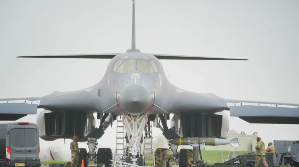 B-1 Bomber Strike Signals Sharper U.S.-Iran Escalation