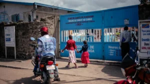 Ebola Outbreak Sparks Global Alarm as U.S. Tightens Entry