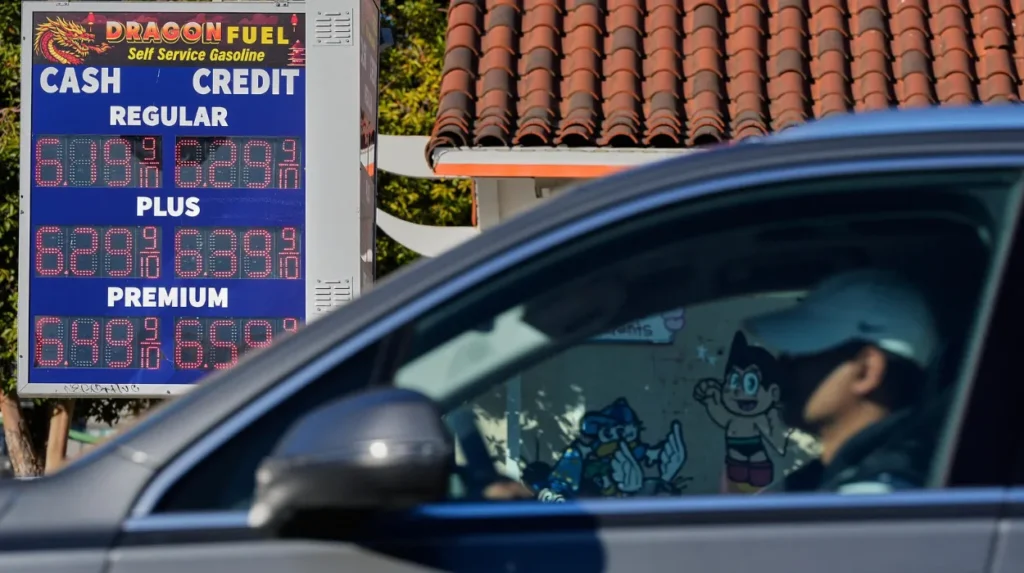 Gas prices and disapproval: The cost of Trump’s Iran campaign in the polls