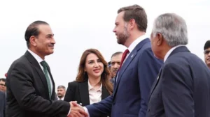 Islamabad's High-Stakes Gamble: Can Vance and Araghchi Bridge US-Iran Divide?