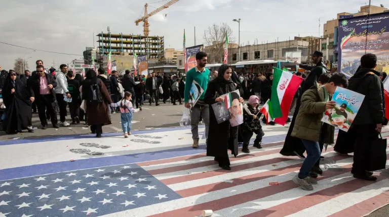 Pentagon prepares for potential weeks-long war with Iran