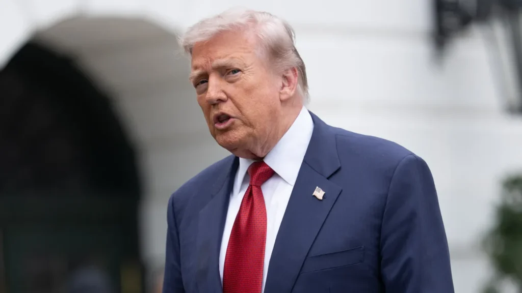 Trump Weighs Iran War Resumption Ceasefire on Life Support