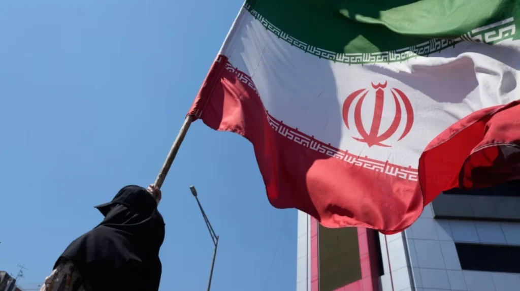 U.S.-Iran Apache Crisis Retaliatory Strikes Expose Fragile 2026 Middle East Ceasefire