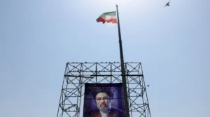 US and Iran Pause Strikes, Testing a Fragile Opening for Peace